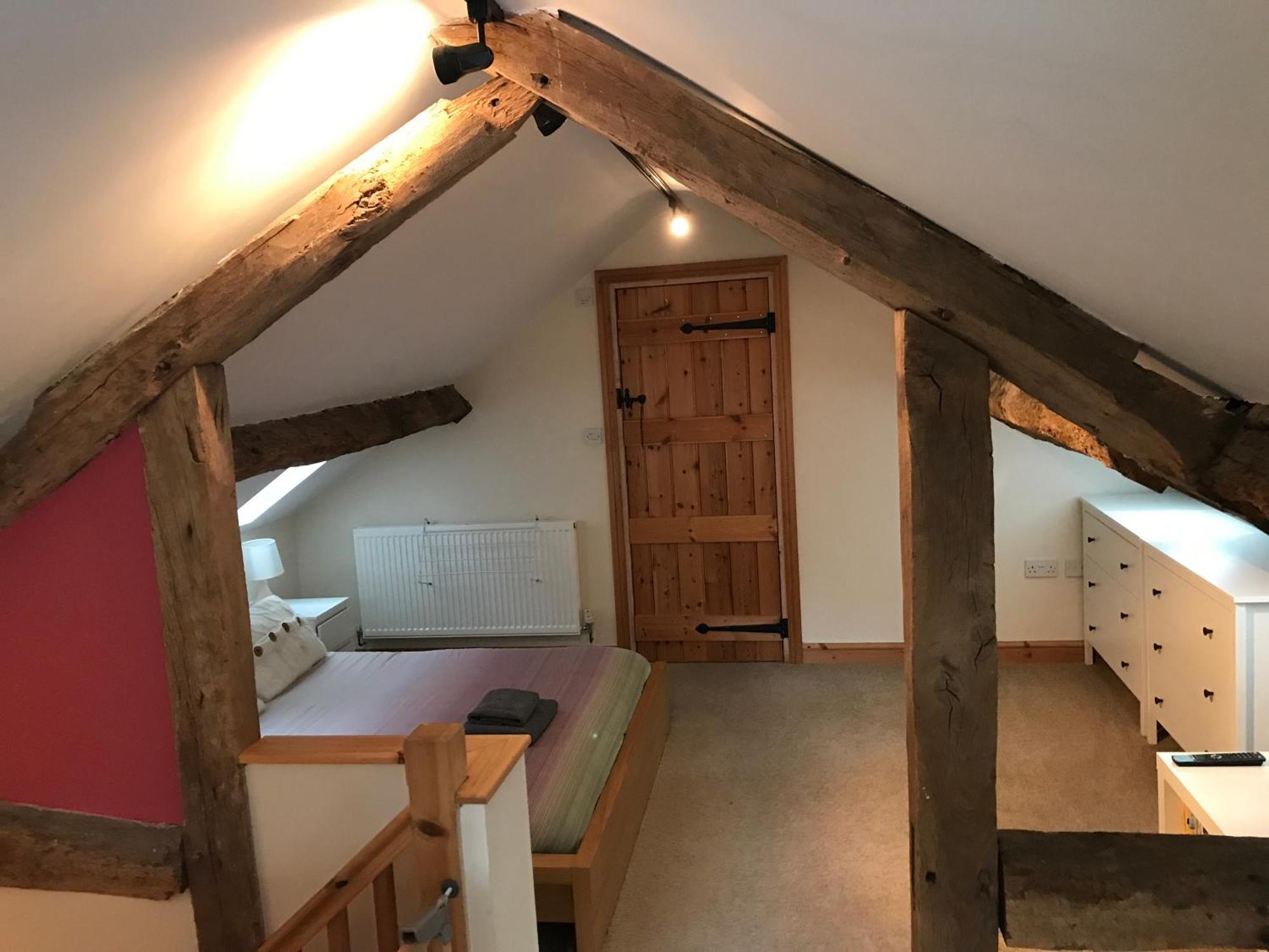 Вилла The Stables Hope Bowdler Экстерьер фото